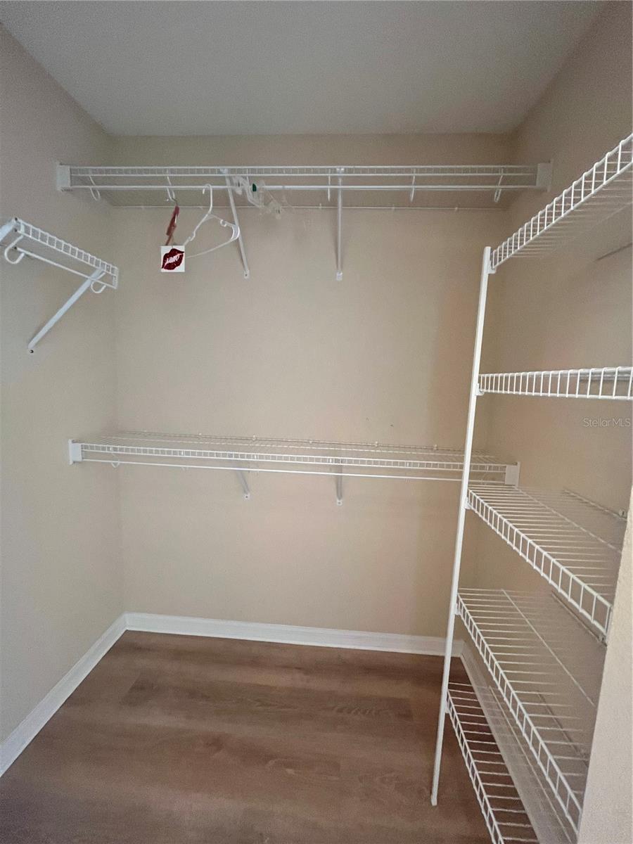 Image 13 of 29 For 946 Seneca Trail