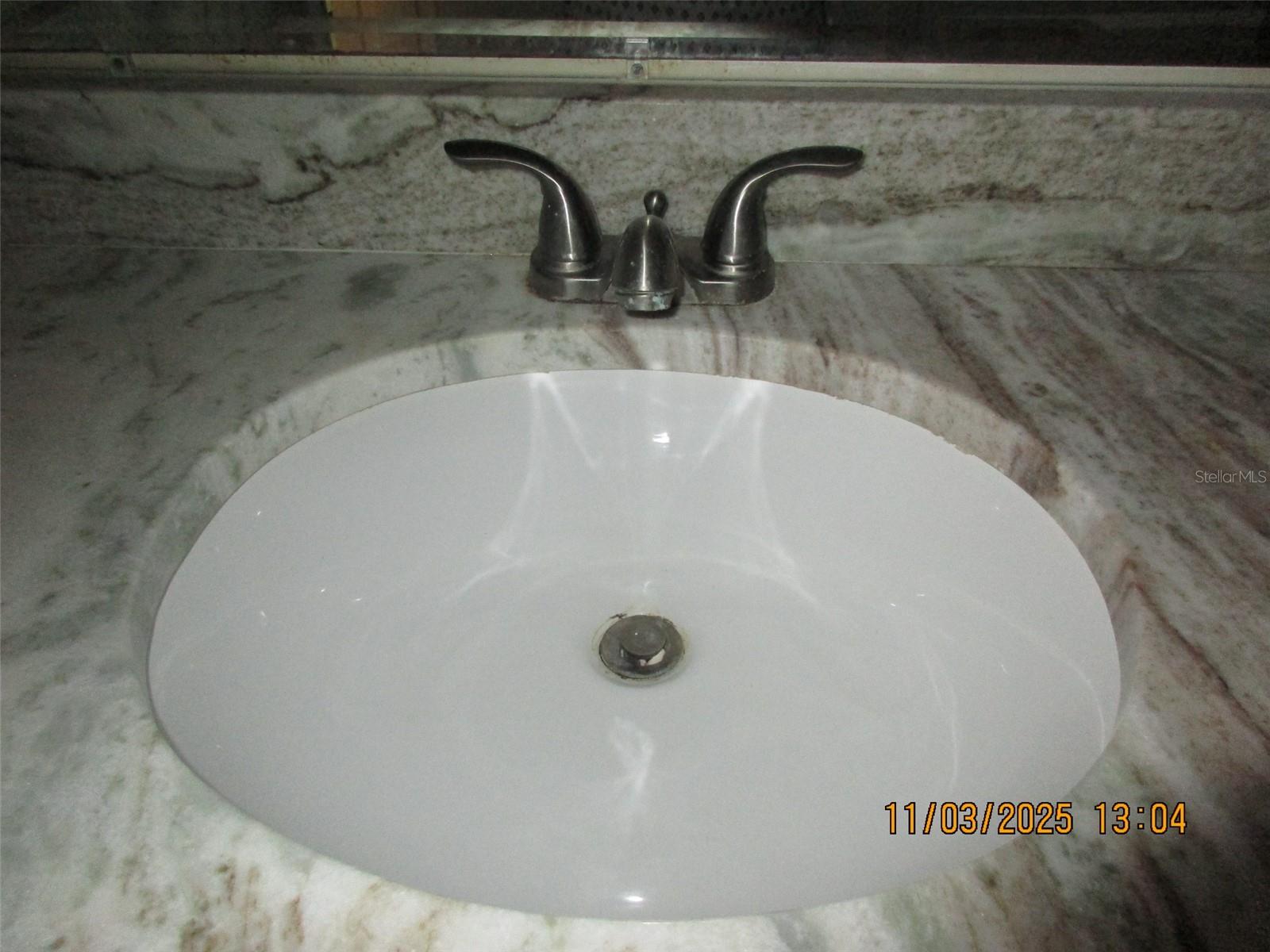 Image 14 of 40 For 291 Flower Lane A