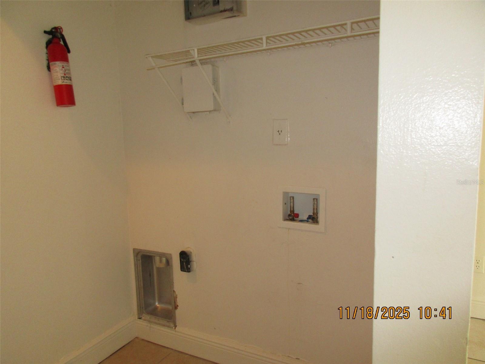 Image 24 of 40 For 291 Flower Lane A