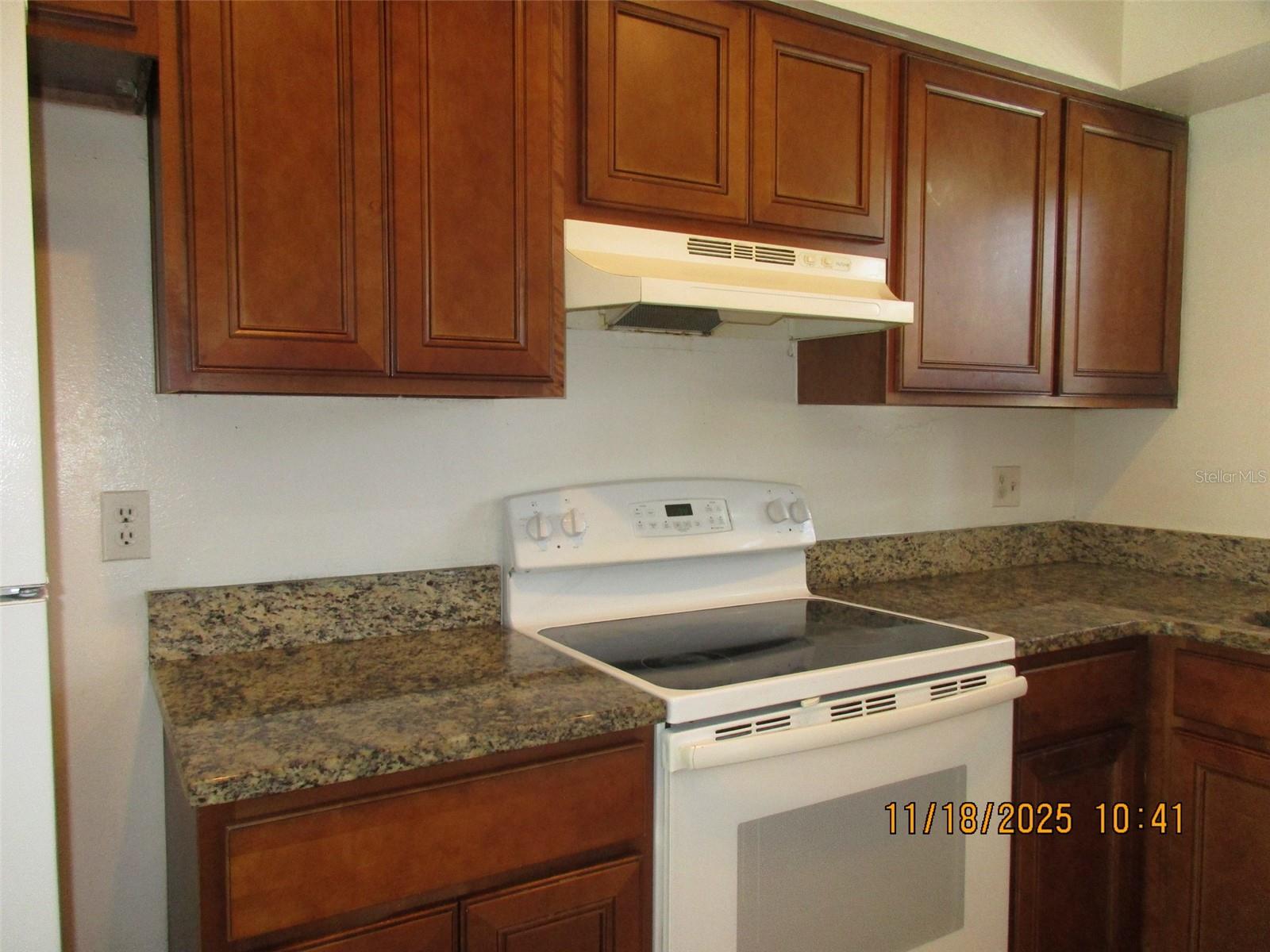 Image 26 of 40 For 291 Flower Lane A