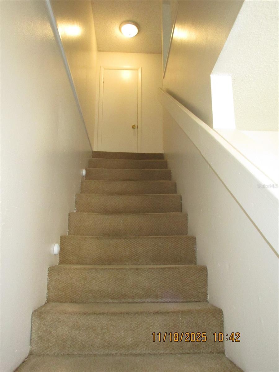 Image 30 of 40 For 291 Flower Lane A