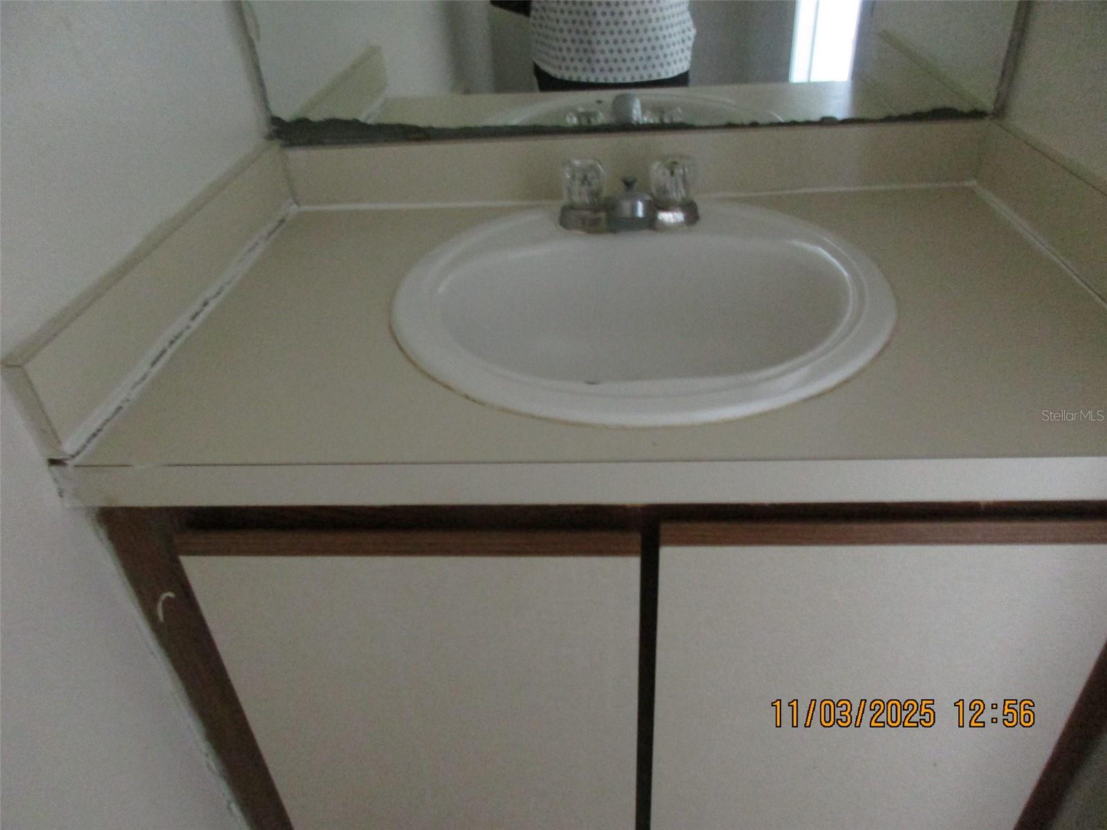 Image 7 of 40 For 291 Flower Lane A