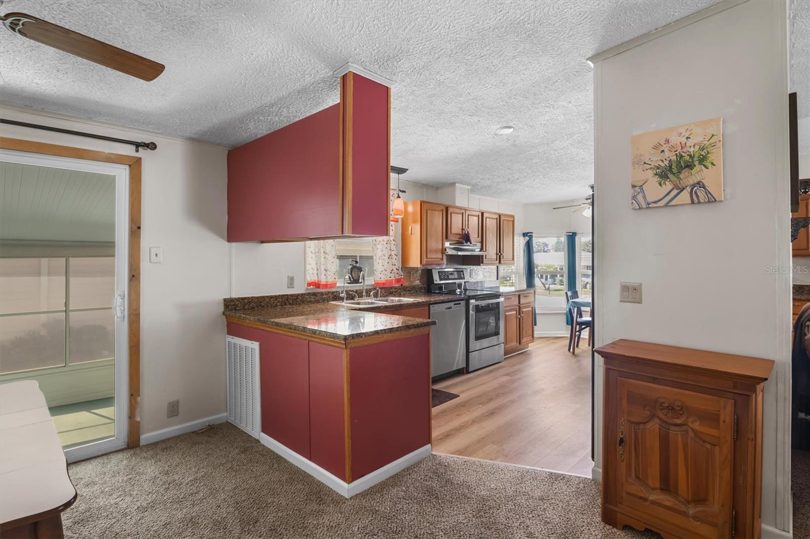 Image 11 of 37 For 293 Edgewood Boulevard