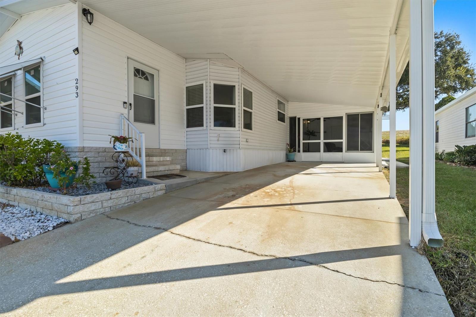 Image 3 of 37 For 293 Edgewood Boulevard