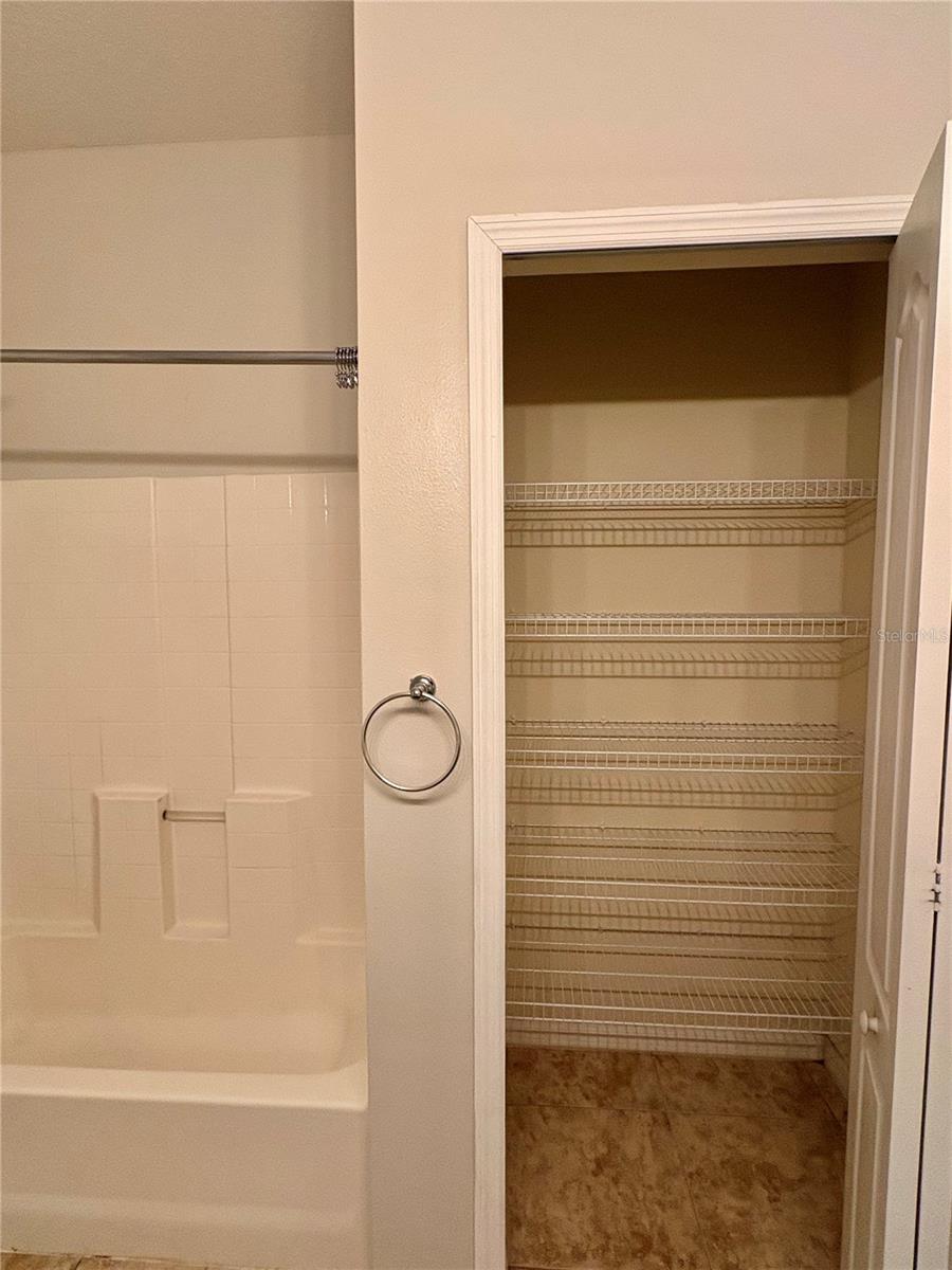 Image 18 of 27 For 3108 Dasha Palm Drive