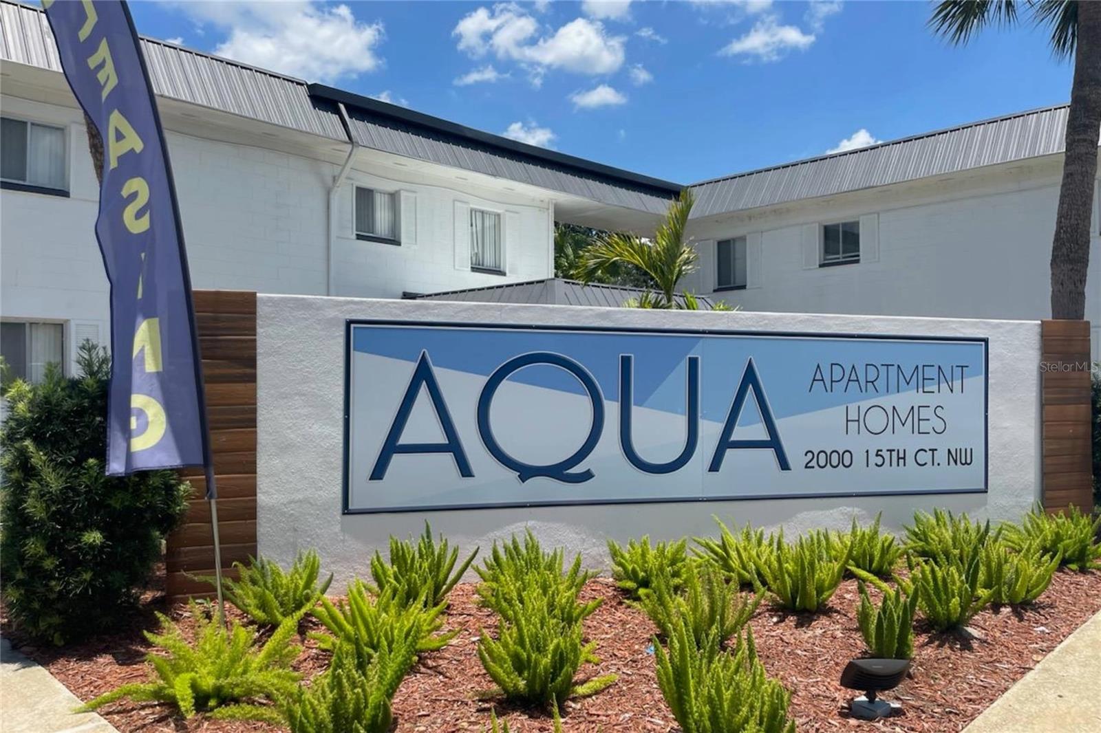 Image 10 of 15 For 2000 15th Court Nw 15