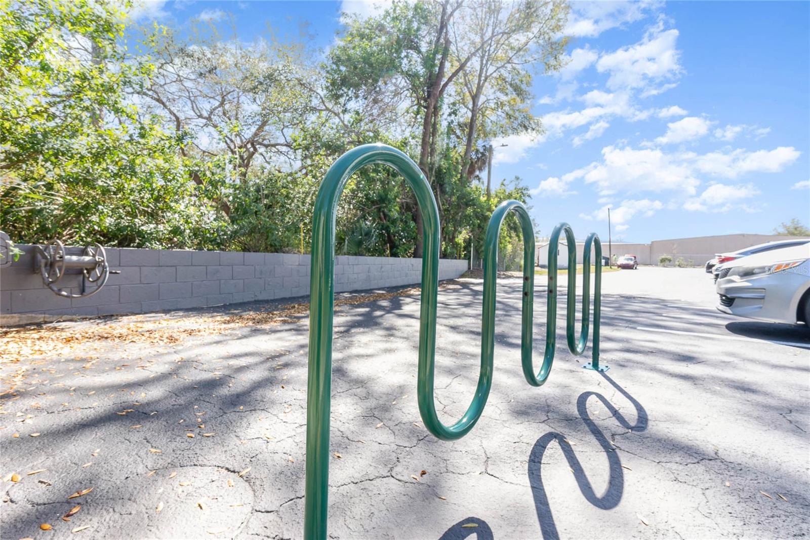 Image 13 of 15 For 2000 15th Court Nw 15