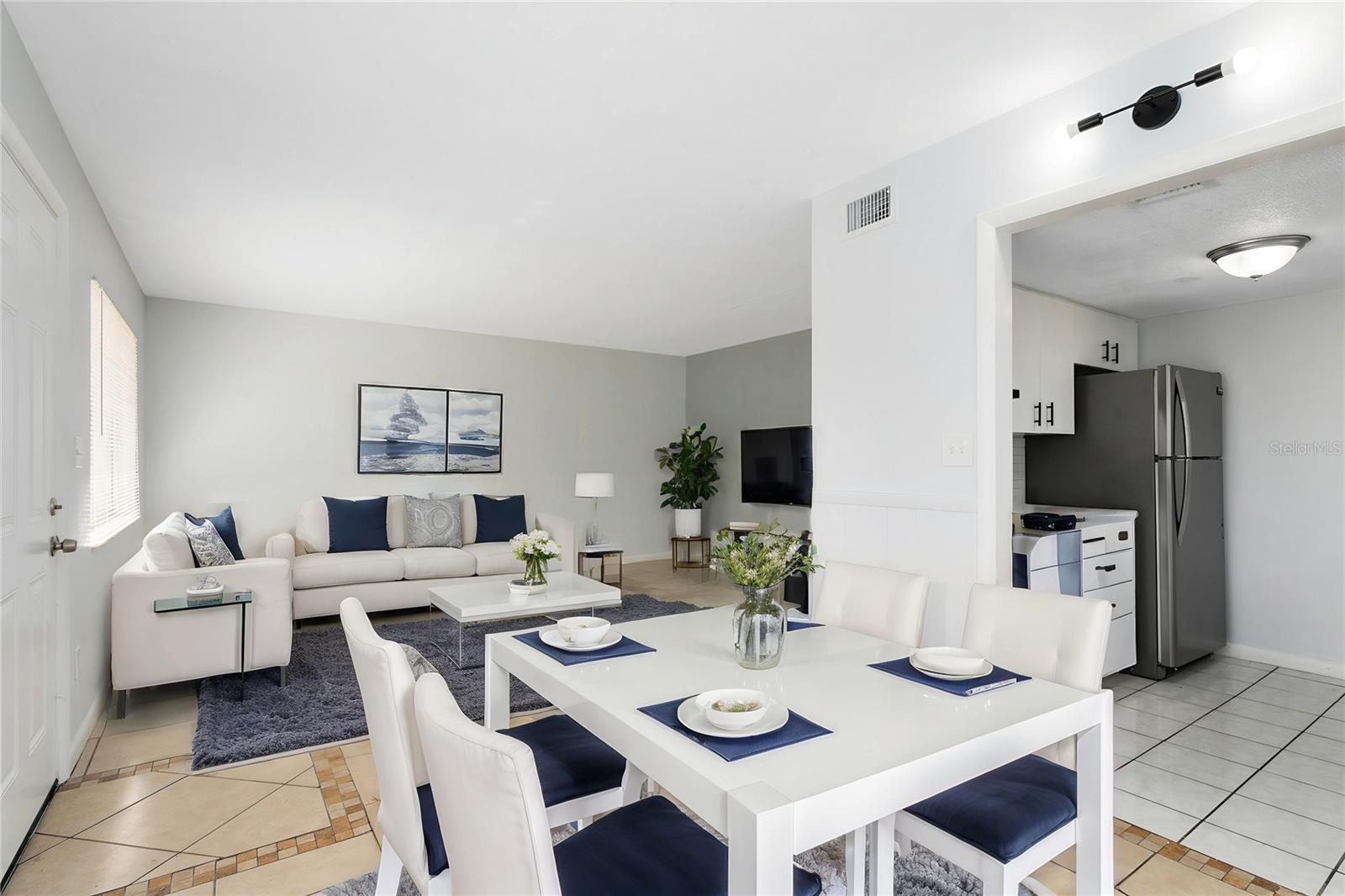 Image 9 of 15 For 2000 15th Court Nw 15