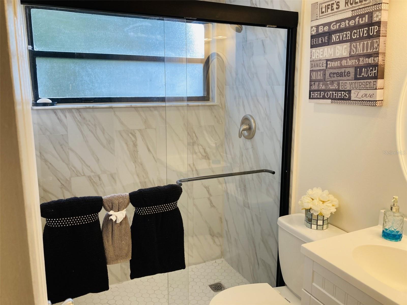 Image 10 of 13 For 2704 Kendall Avenue