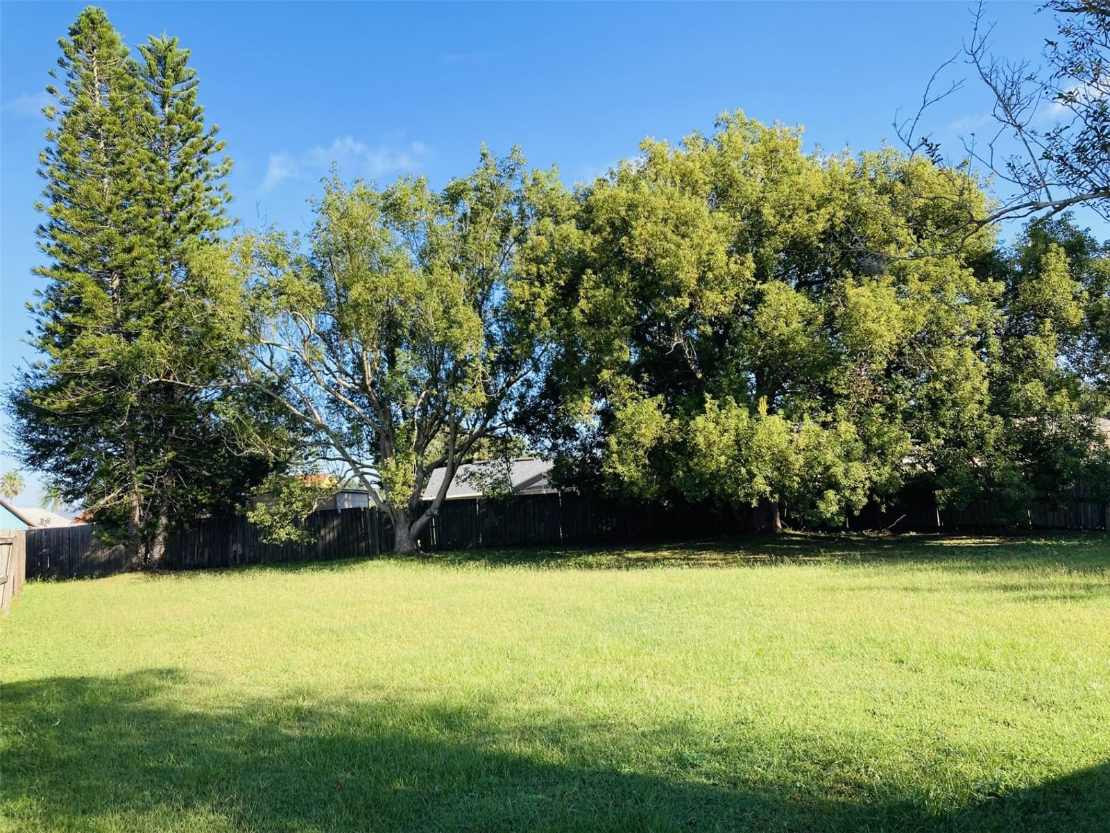 Image 13 of 13 For 2704 Kendall Avenue