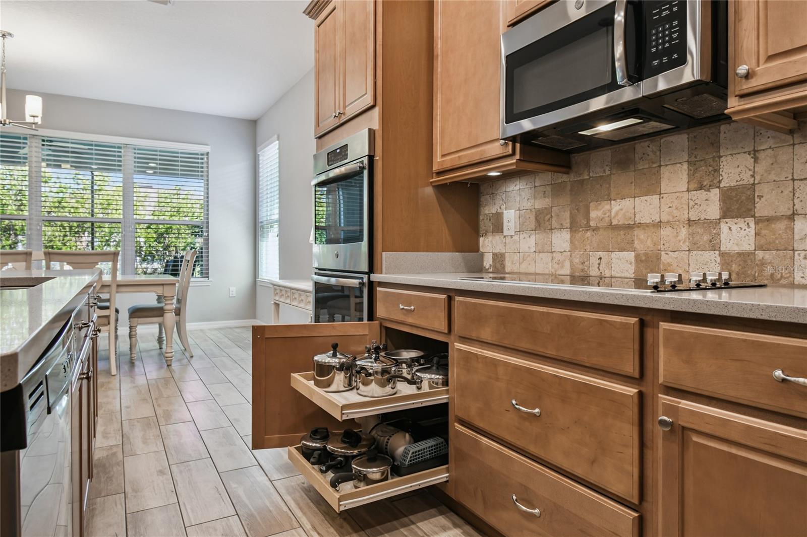 Image 14 of 67 For 461 Treviso Dr