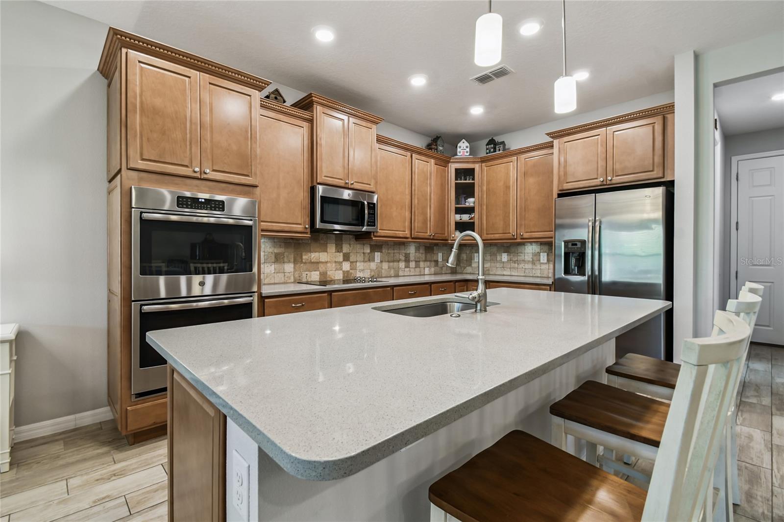 Image 20 of 67 For 461 Treviso Dr