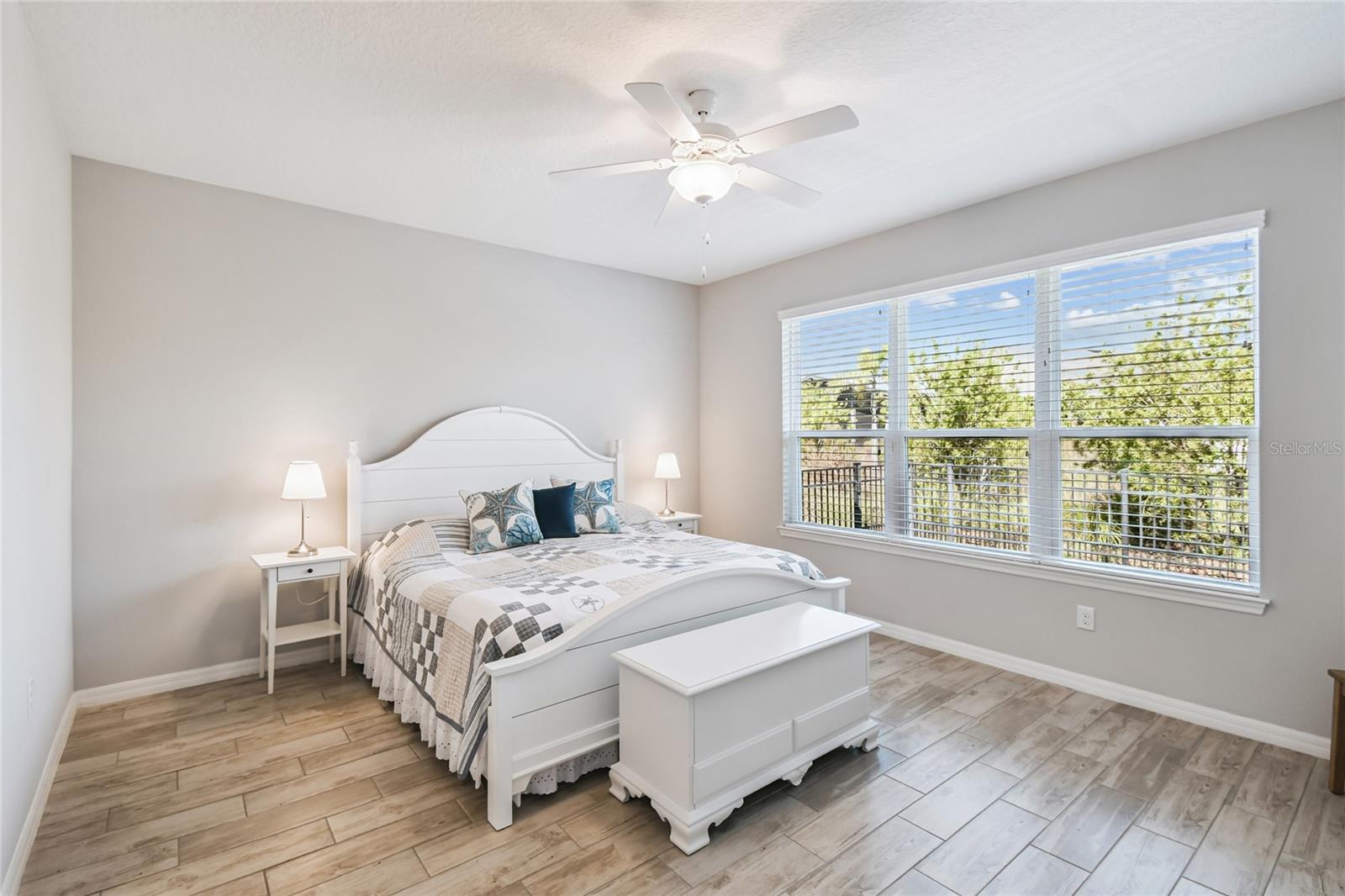 Image 22 of 67 For 461 Treviso Dr