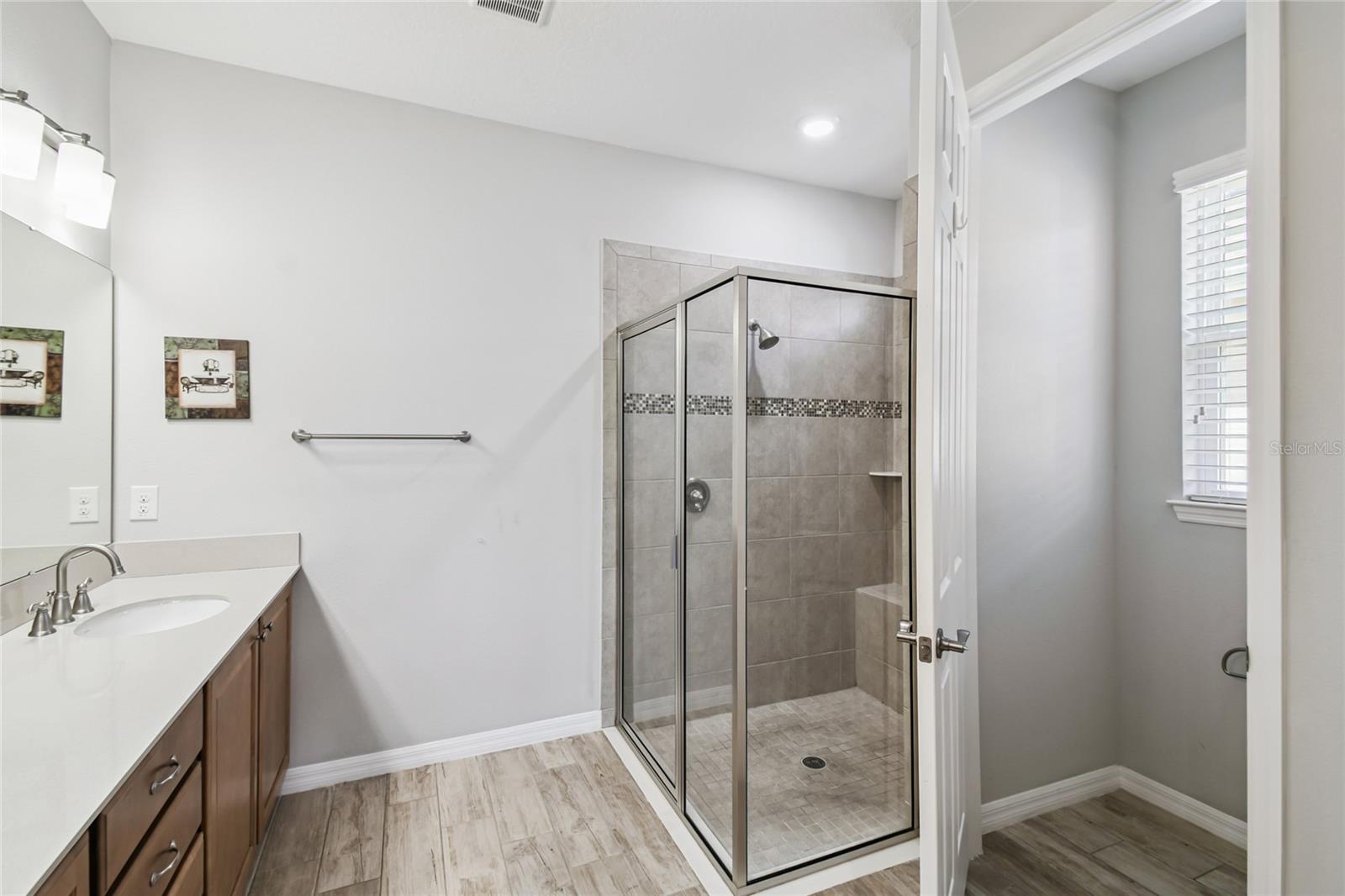 Image 29 of 67 For 461 Treviso Dr