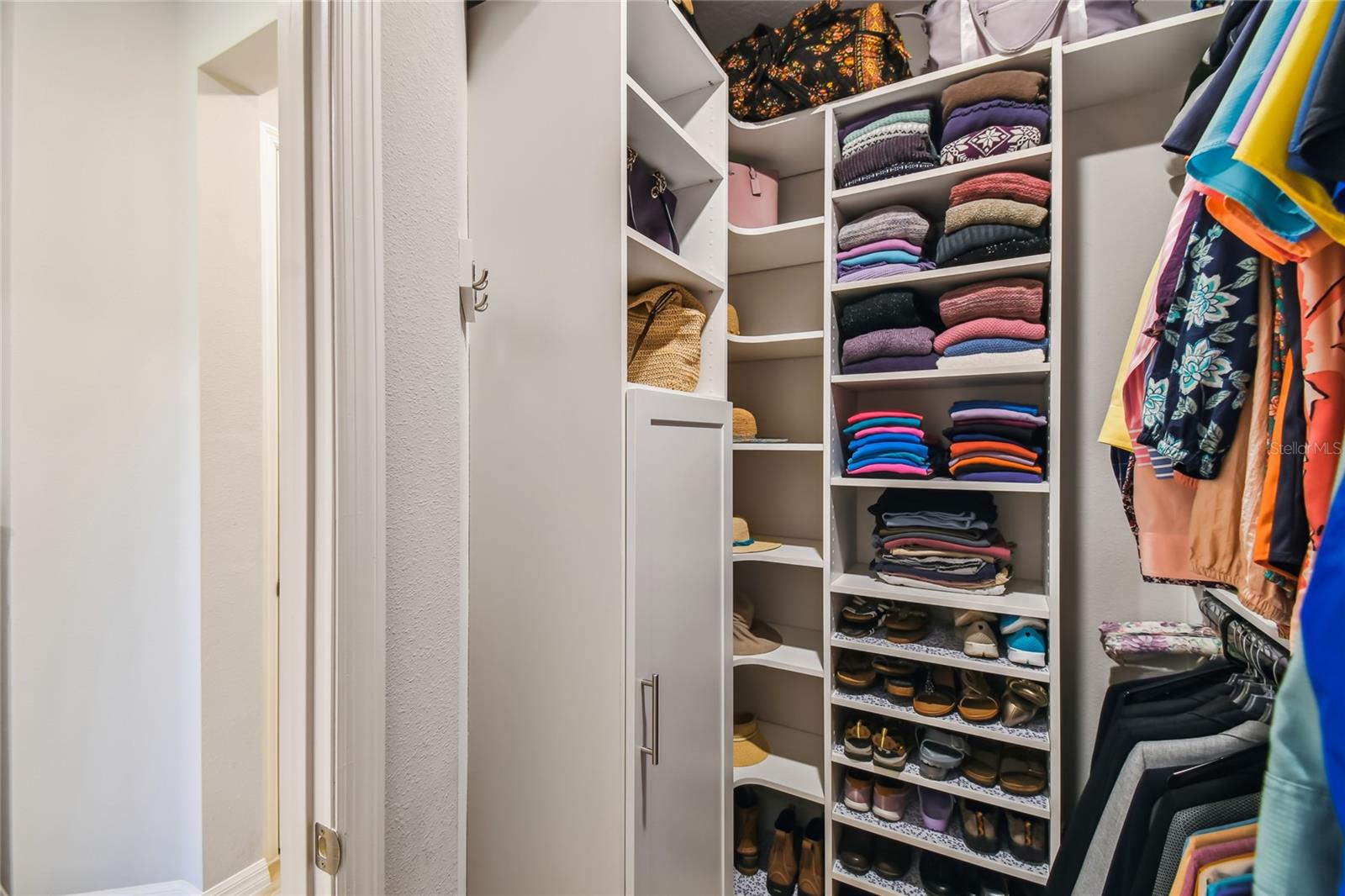 Image 32 of 67 For 461 Treviso Dr