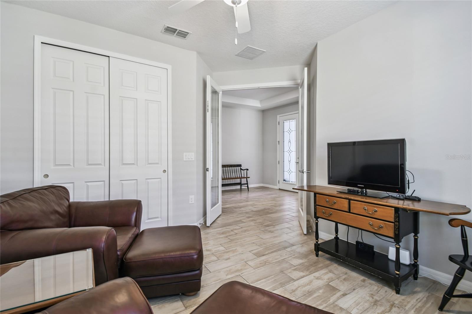 Image 40 of 67 For 461 Treviso Dr