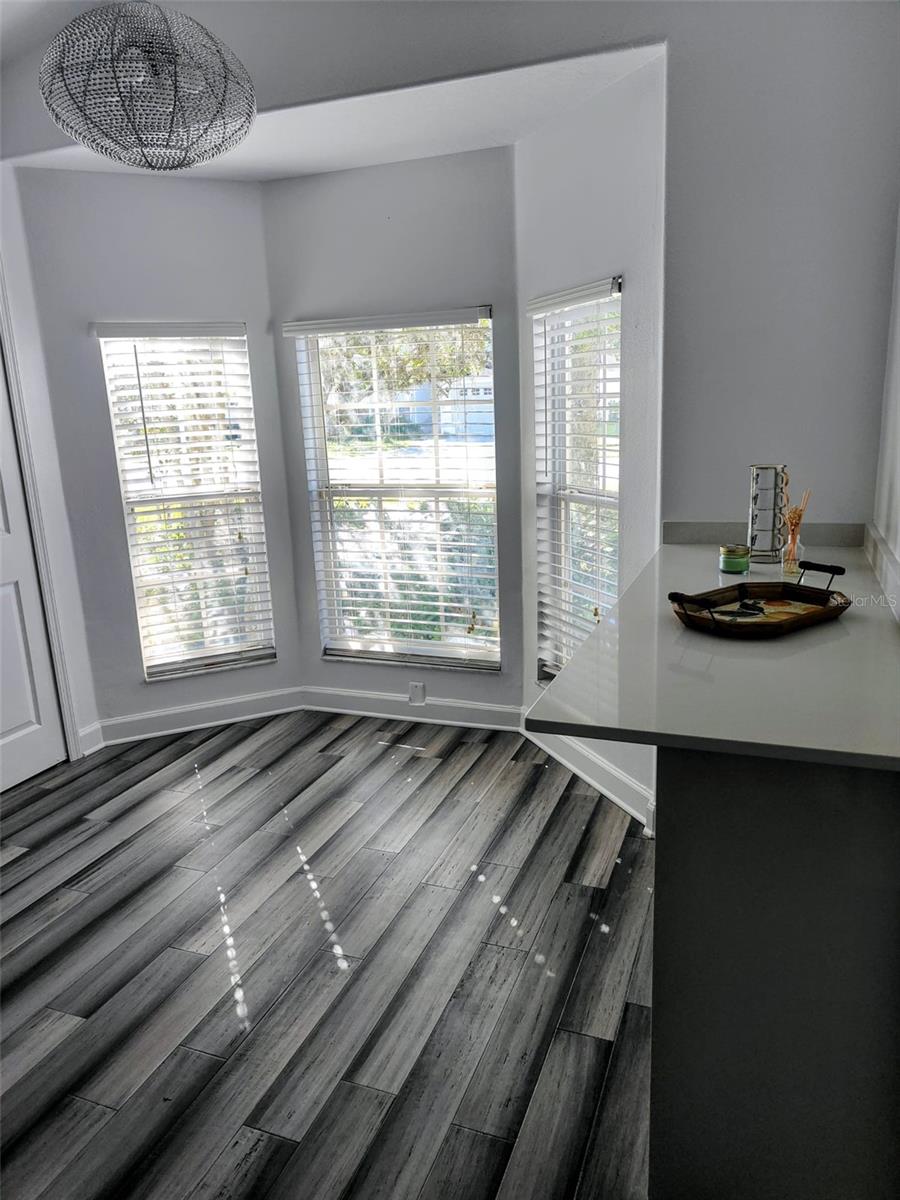 Image 10 of 48 For 3045 Lazlo Lane