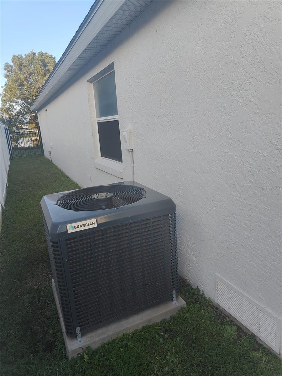 Image 12 of 48 For 3045 Lazlo Lane