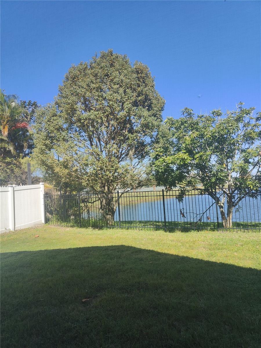 Image 40 of 48 For 3045 Lazlo Lane