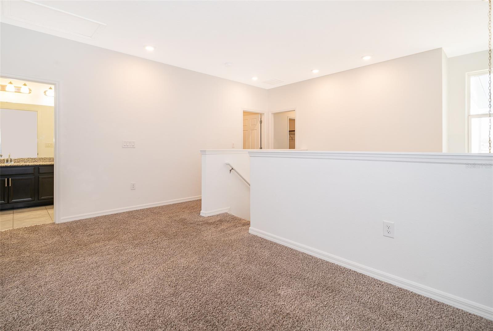 Image 12 of 28 For 15217 Willow Arbor Circle 94