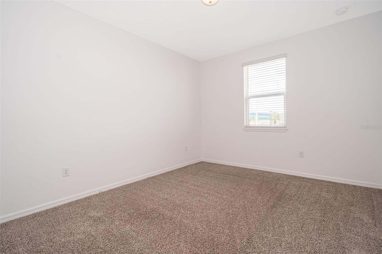 Image 17 of 28 For 15217 Willow Arbor Circle 94