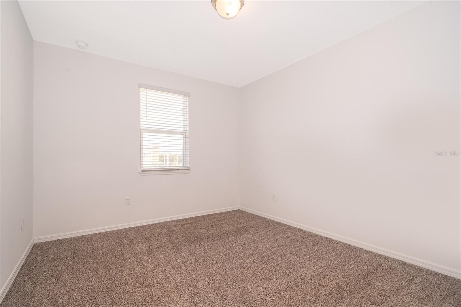 Image 19 of 28 For 15217 Willow Arbor Circle 94