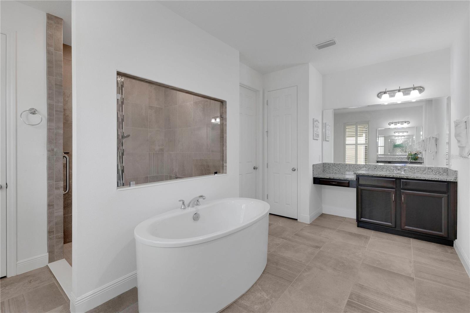 Image 16 of 43 For 3273 Wauseon Drive