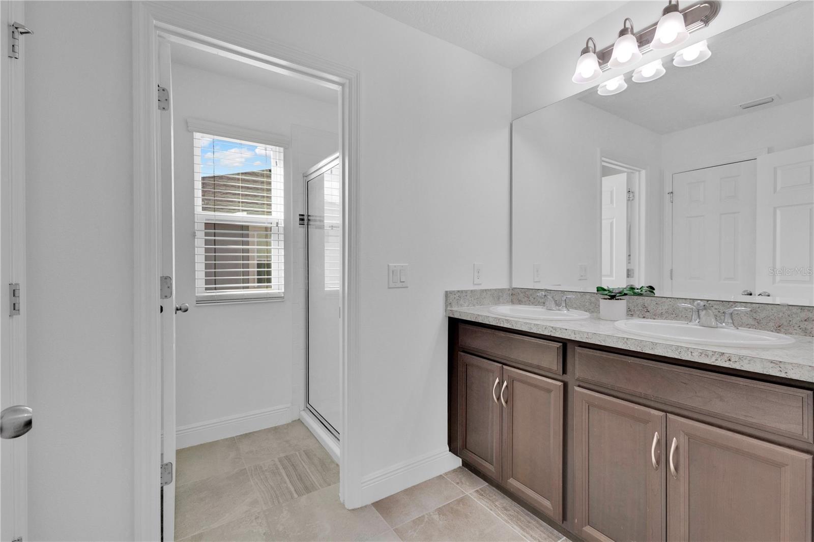 Image 19 of 43 For 3273 Wauseon Drive