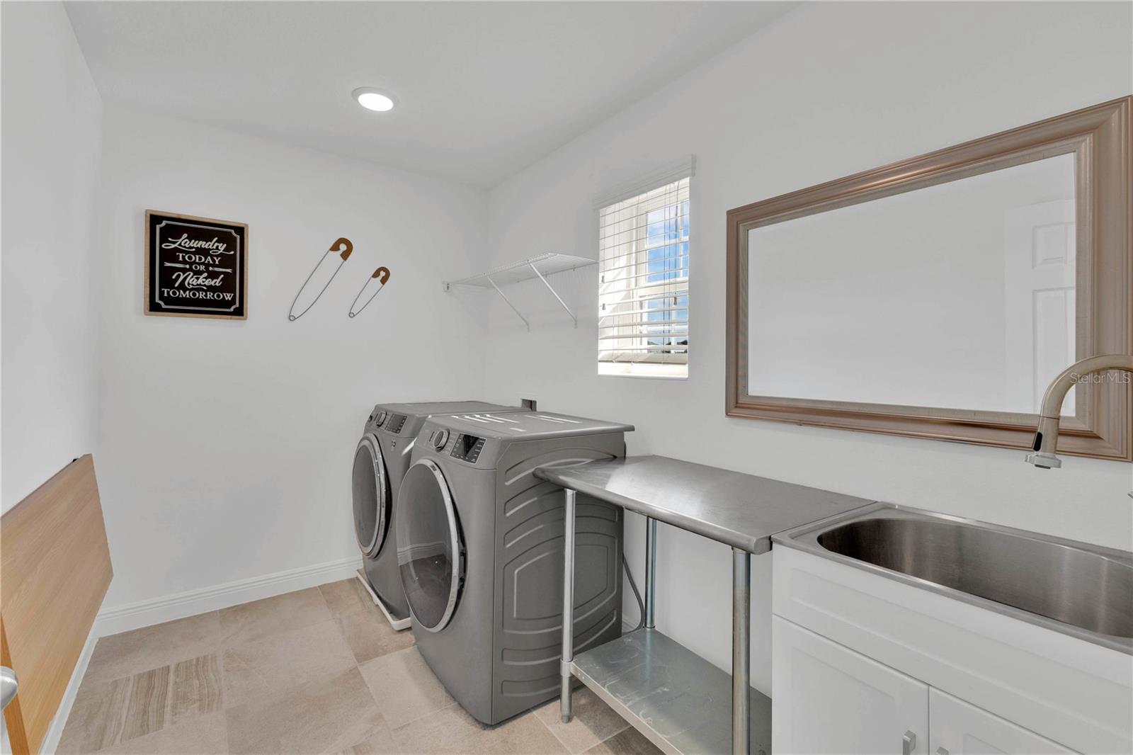 Image 29 of 43 For 3273 Wauseon Drive