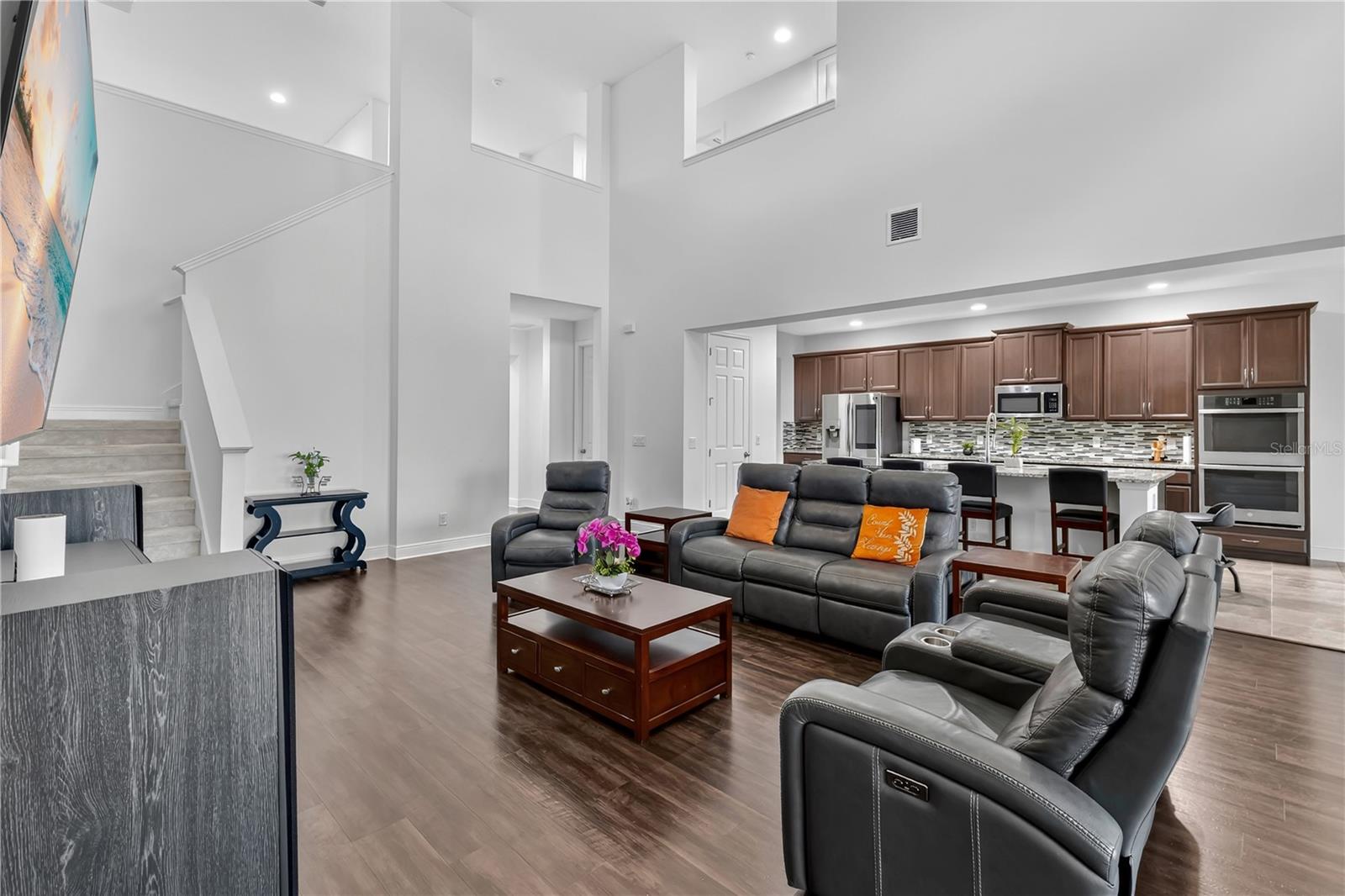 Image 3 of 43 For 3273 Wauseon Drive