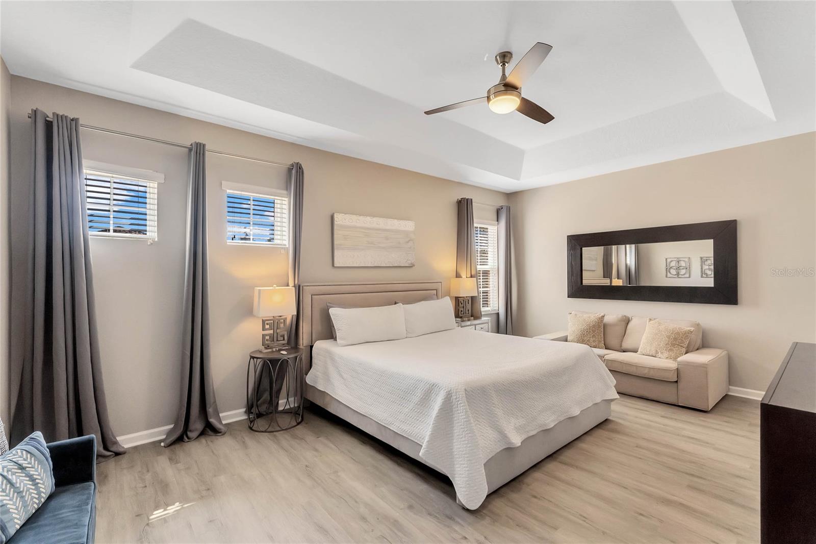 Image 12 of 33 For 4348 Acorn Court