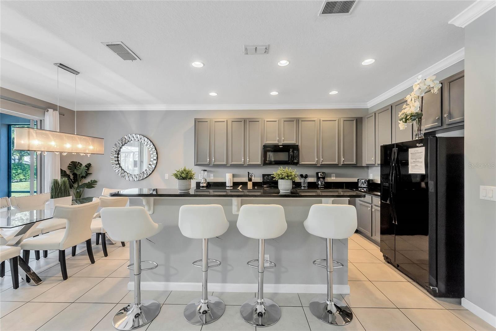 Image 3 of 33 For 4348 Acorn Court