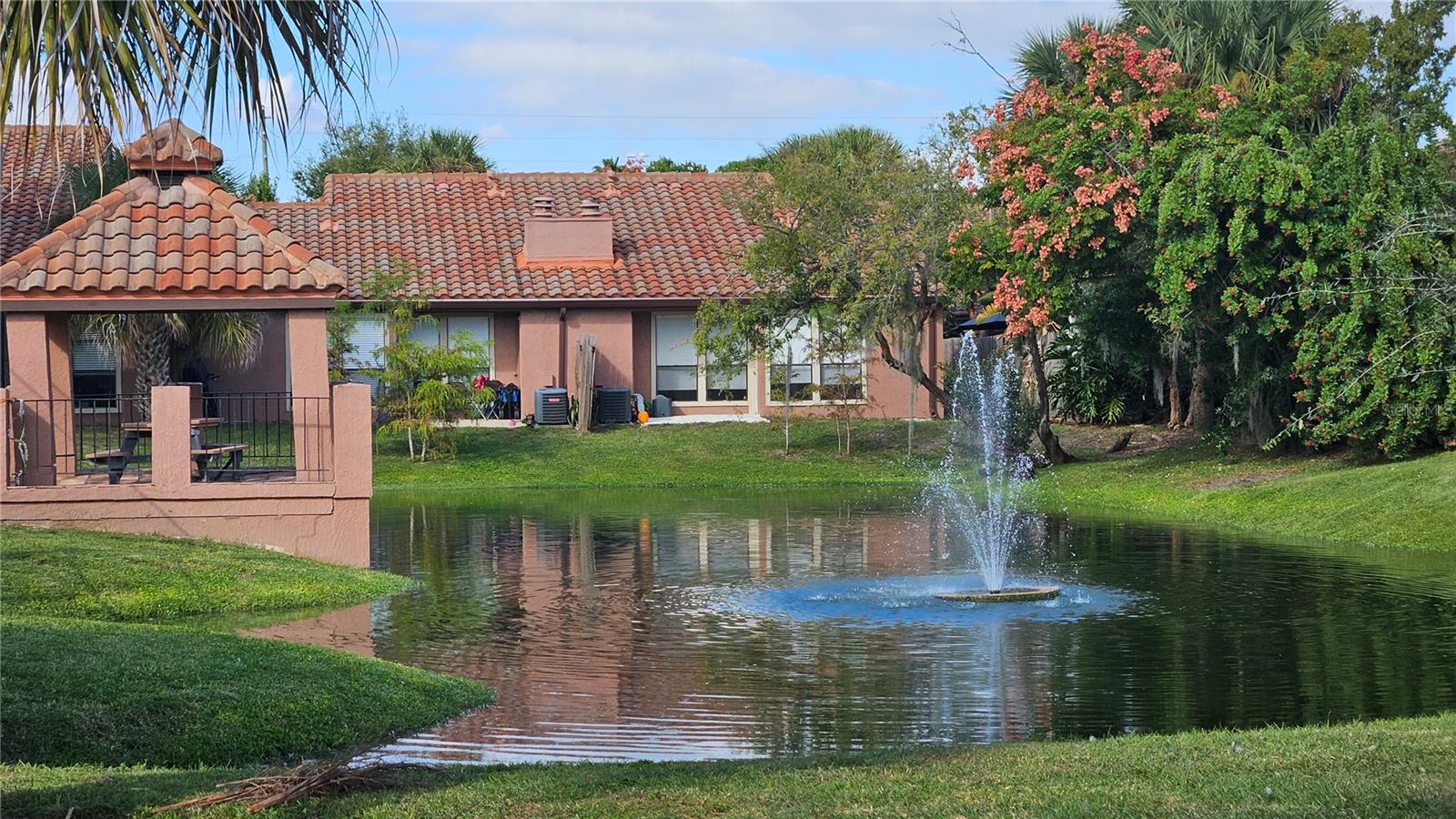 Image 17 of 21 For 616 Montego Bay Court S