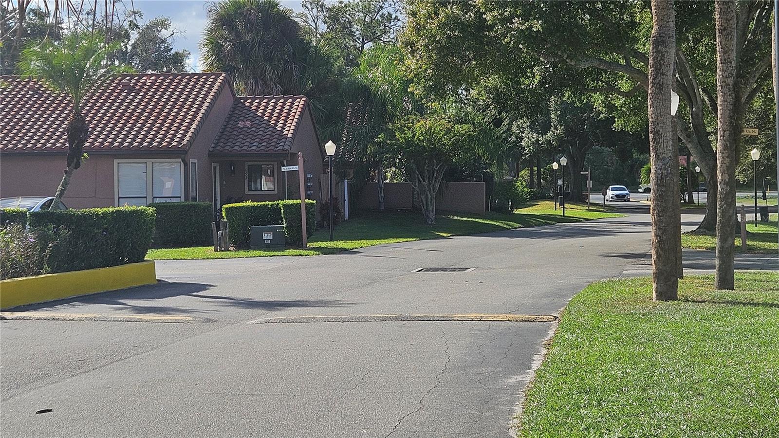 Image 18 of 21 For 616 Montego Bay Court S