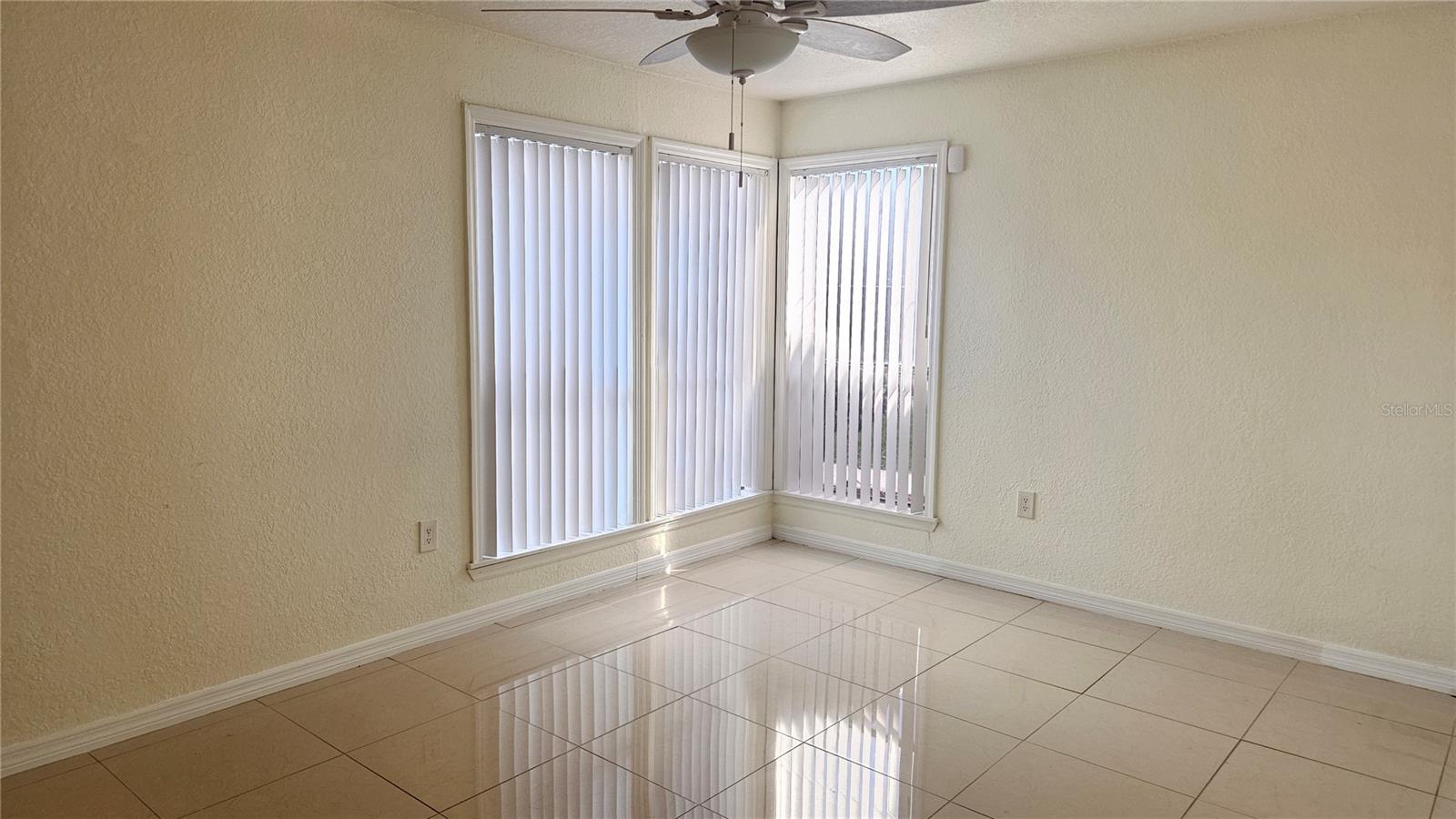 Image 9 of 21 For 616 Montego Bay Court S