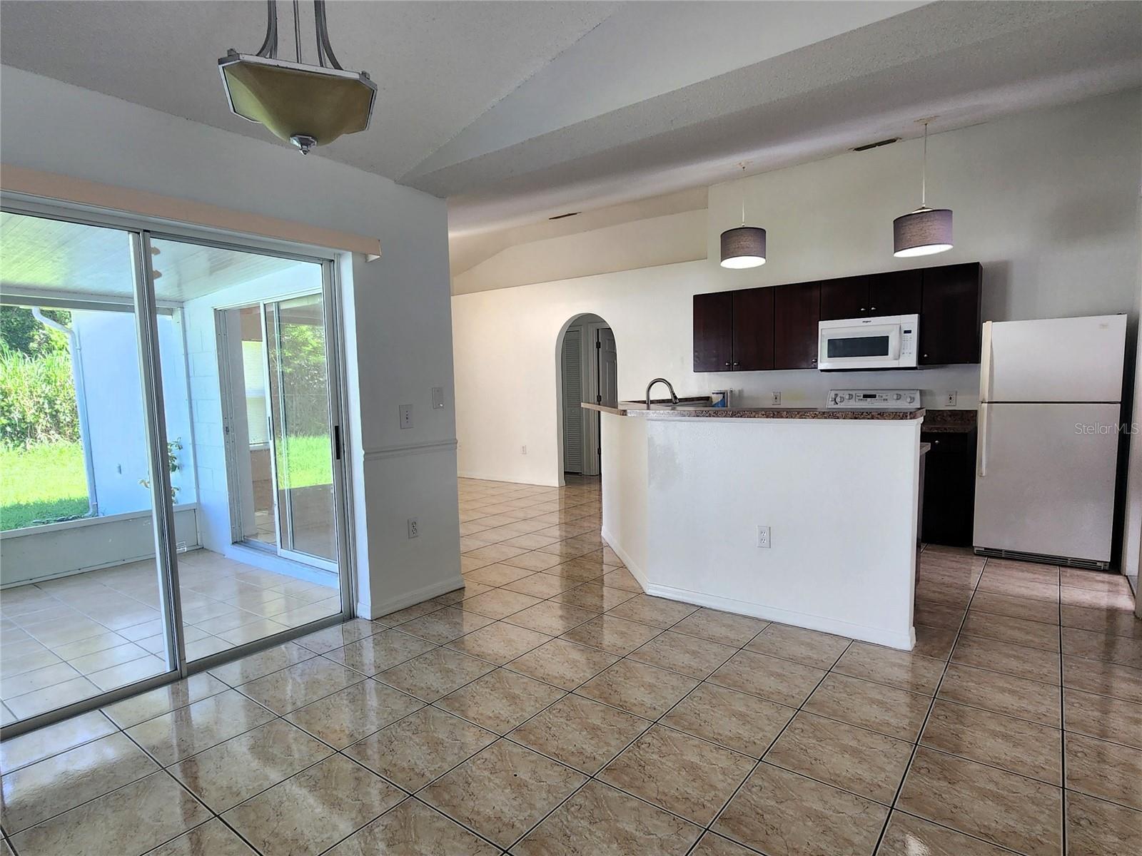 Image 4 of 10 For 312 Cornwallis Court