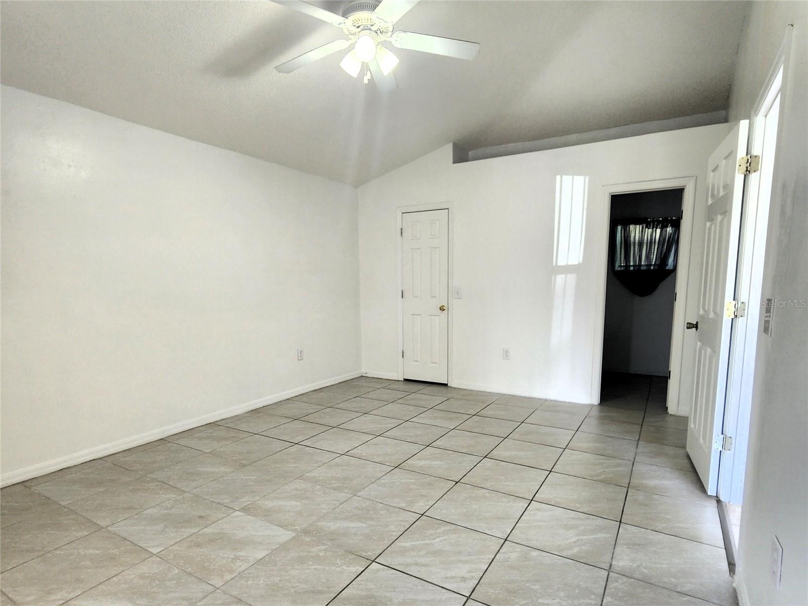 Image 7 of 10 For 312 Cornwallis Court