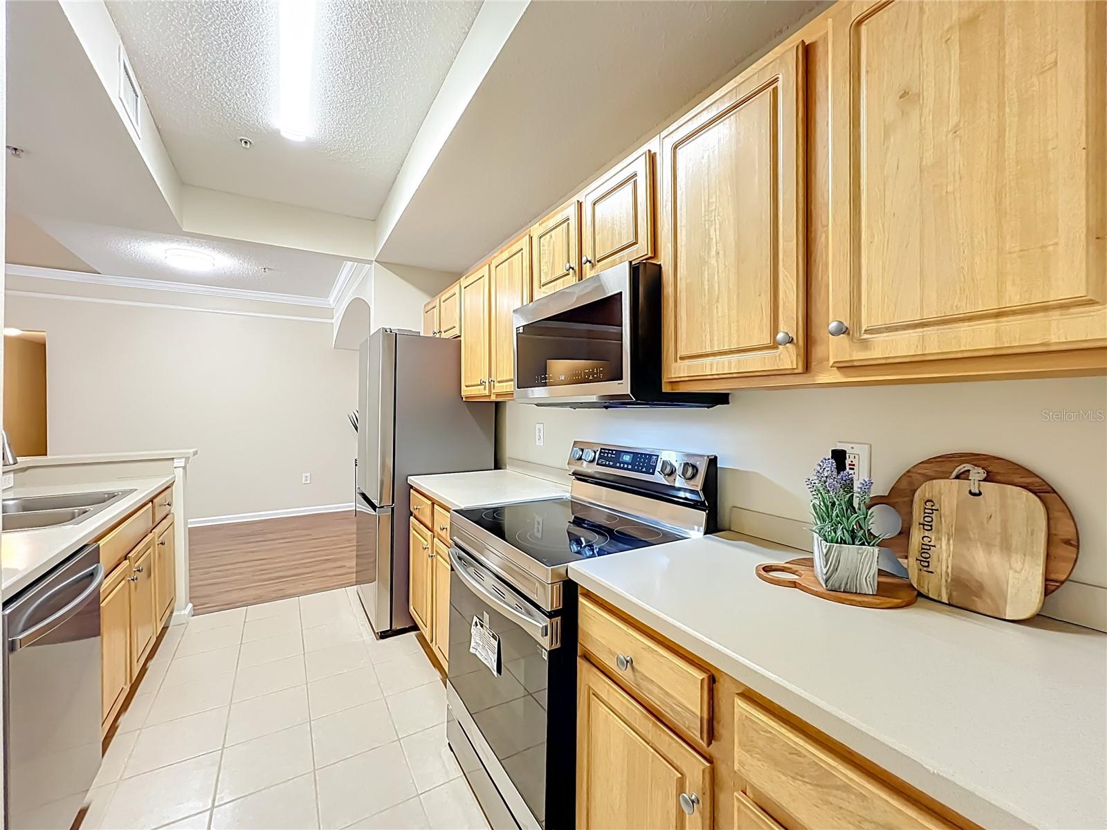 Image 12 of 49 For 12414 Baleria Cove 106