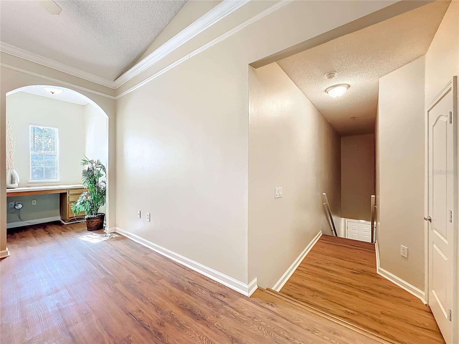 Image 21 of 49 For 12414 Baleria Cove 106