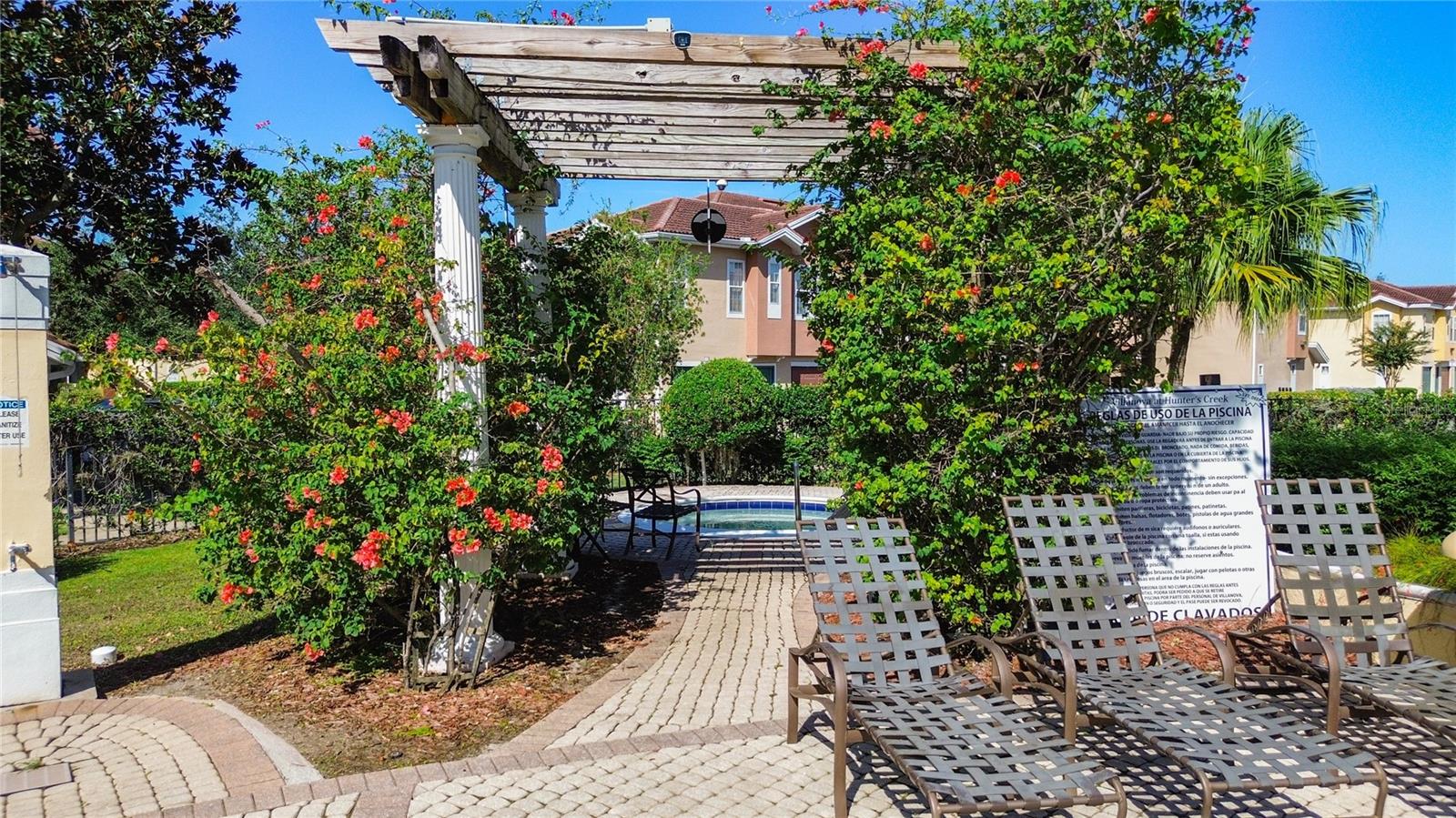 Image 42 of 49 For 12414 Baleria Cove 106