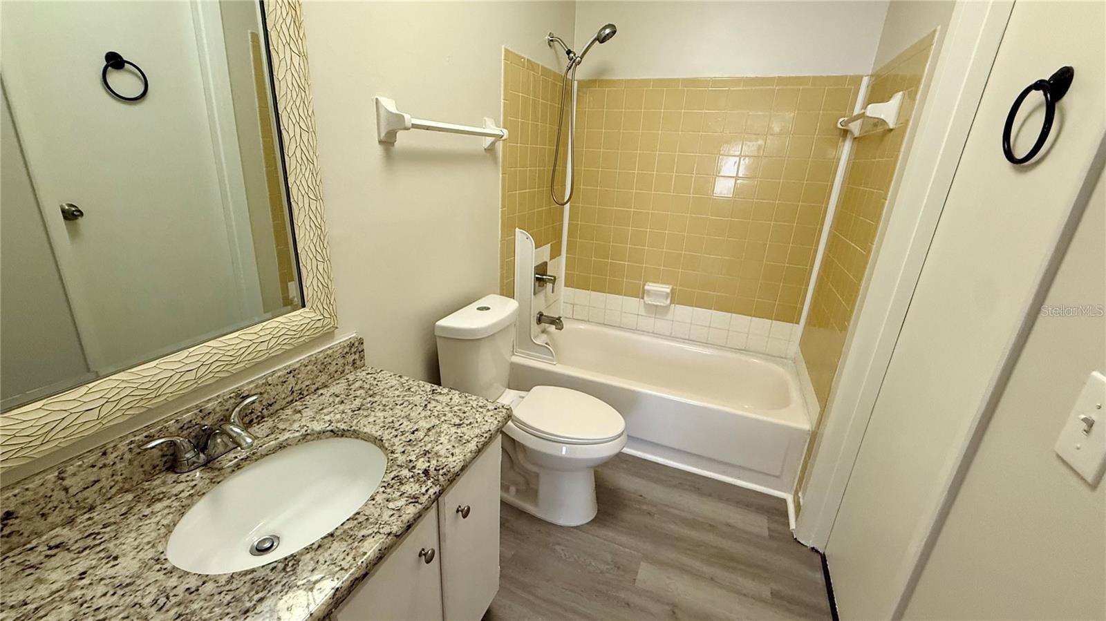 Image 18 of 22 For 2369 Tom Jones Street 8