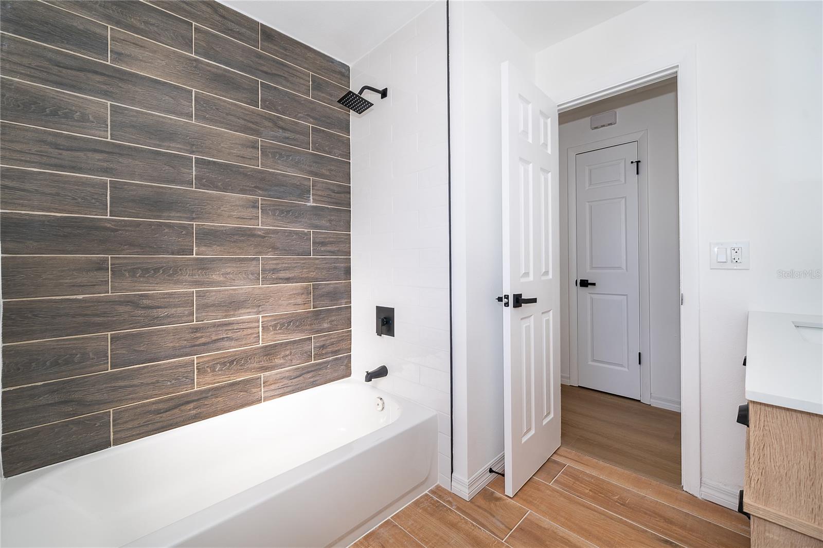 Image 22 of 32 For 6436 Inca Street