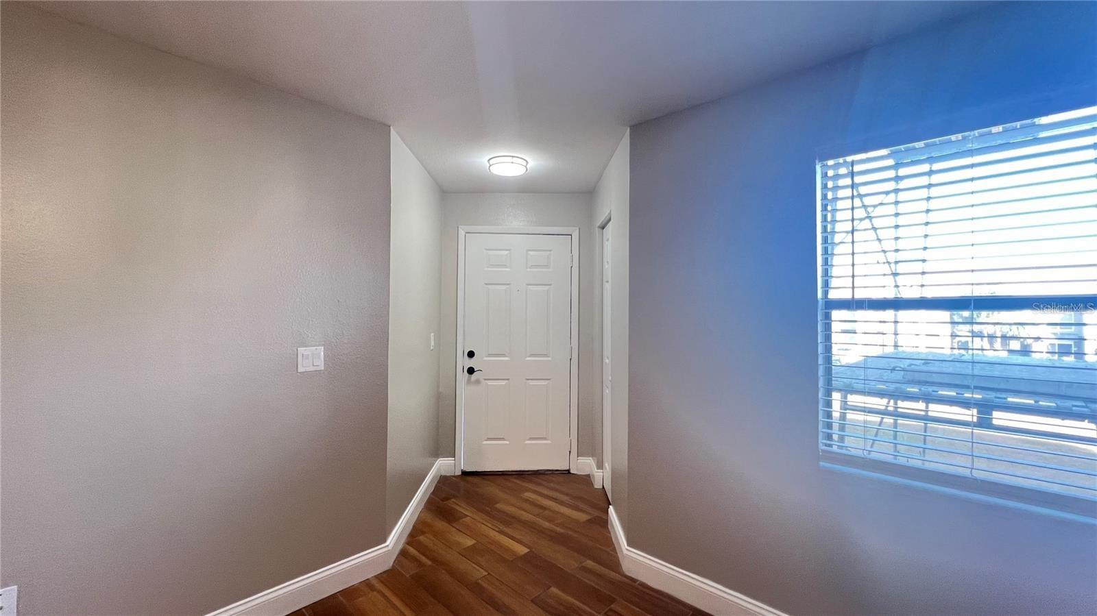 Image 9 of 31 For 3038 Parkway Boulevard 204