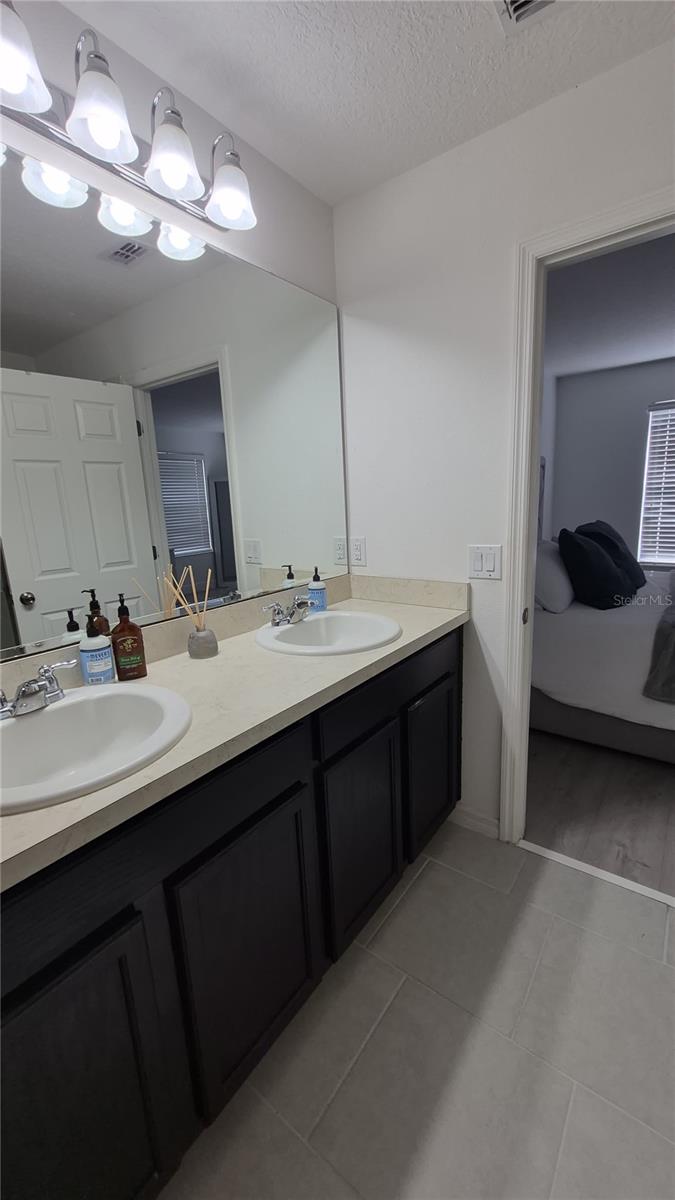 Image 10 of 45 For 1739 Kato Way