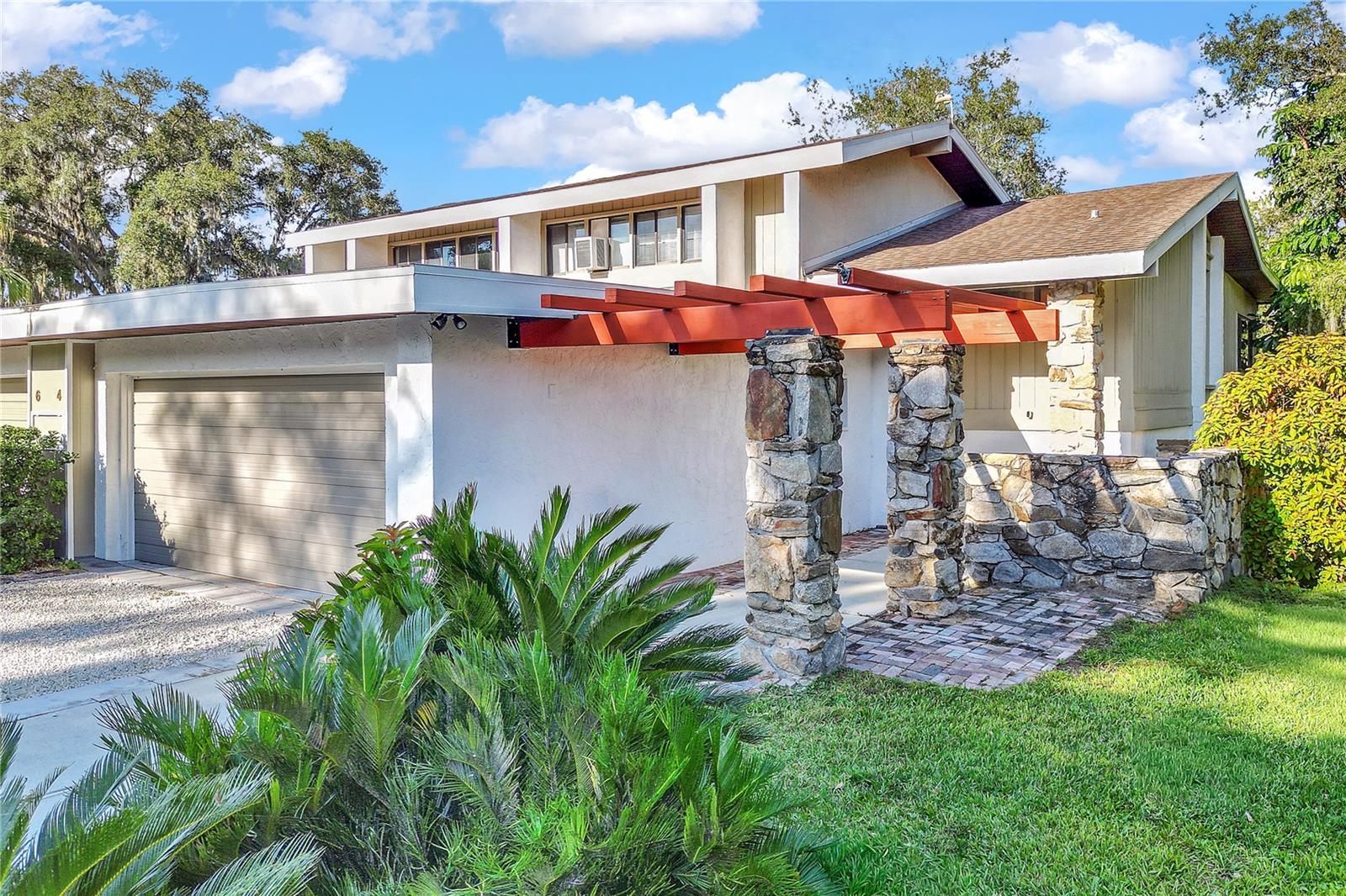 Image 3 of 35 For 4 Nottingham Way