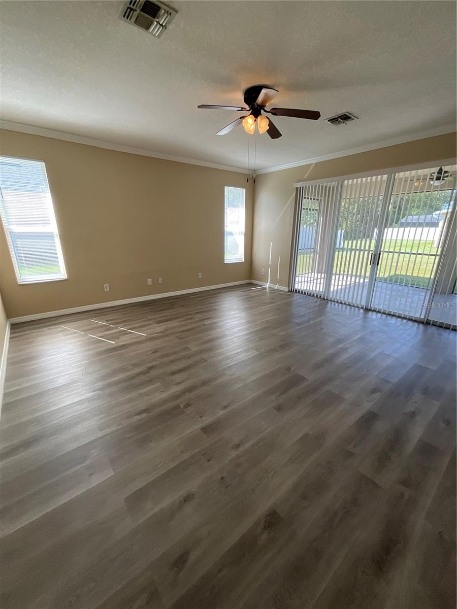 Image 11 of 36 For 2600 Lutza Way