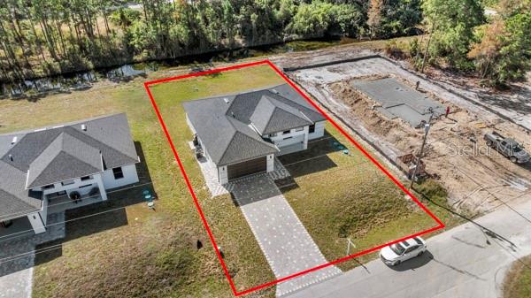 Image 21 of 48 For 618 Raintree Street E