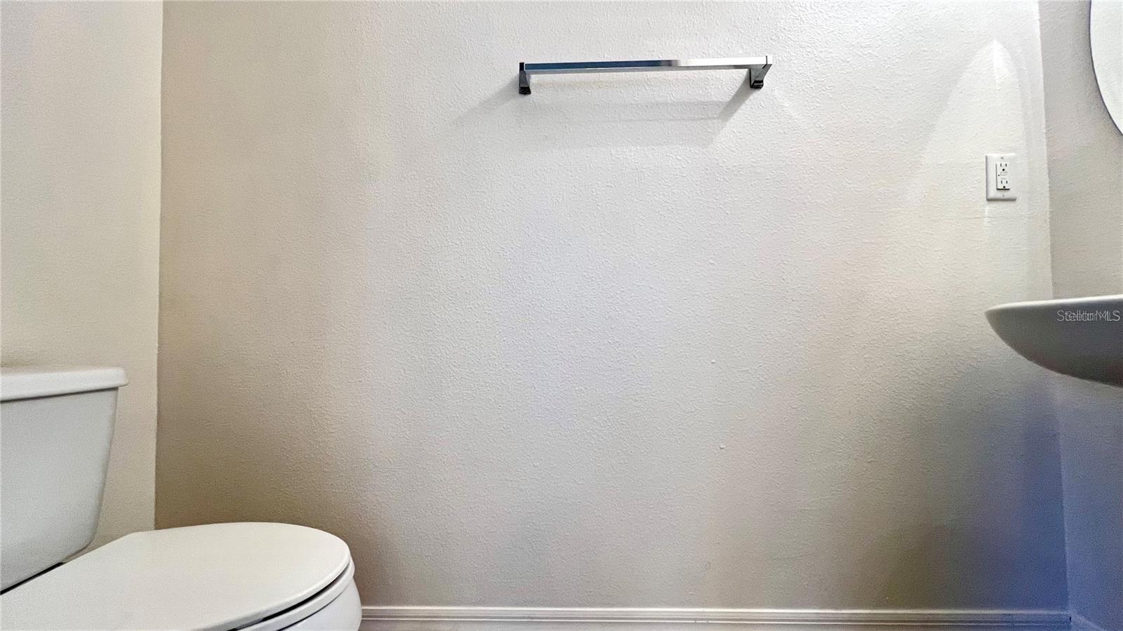 Image 14 of 73 For 3721 Maidencain Street