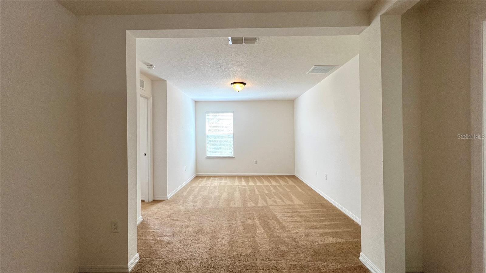 Image 33 of 73 For 3721 Maidencain Street