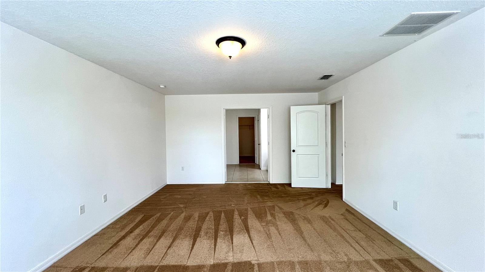 Image 39 of 73 For 3721 Maidencain Street